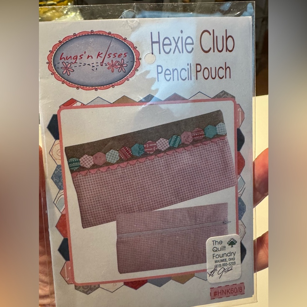 ⭐️Sewing Pattern - by Hugs’ n Kisses - Hexie Club Pencil Pouch
